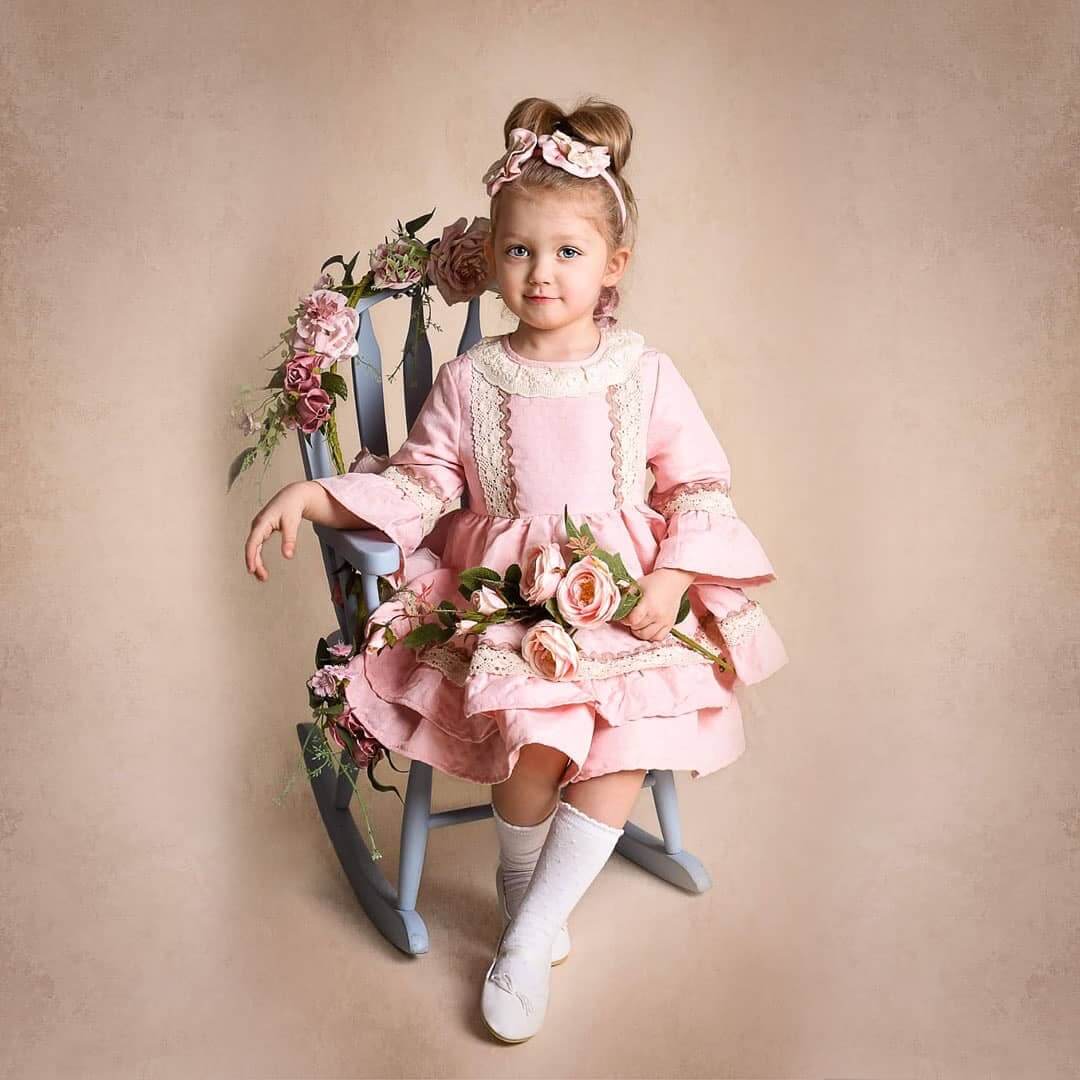 Vestido rosa con manga francesa